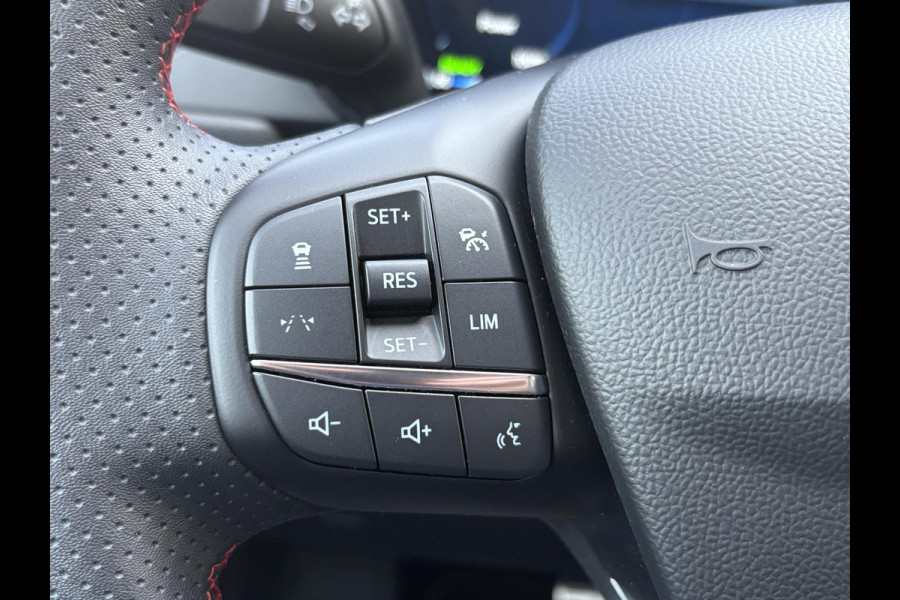 Ford Kuga 2.5 PHEV ST-Line X | Bellen voor bezichtiging | Wegklapbare trekhaak | Panoramadak | Winter Pack | Head up Display | All season banden