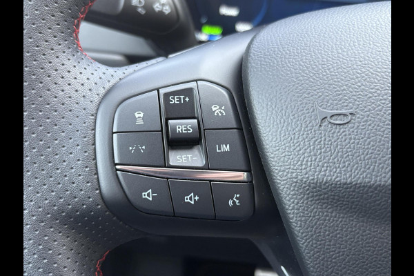 Ford Kuga 2.5 PHEV ST-Line X | Bellen voor bezichtiging | Wegklapbare trekhaak | Panoramadak | Winter Pack | Head up Display | All season banden