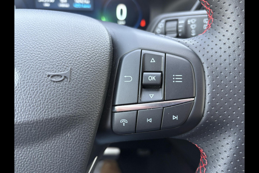Ford Kuga 2.5 PHEV ST-Line X | Bellen voor bezichtiging | Wegklapbare trekhaak | Panoramadak | Winter Pack | Head up Display | All season banden