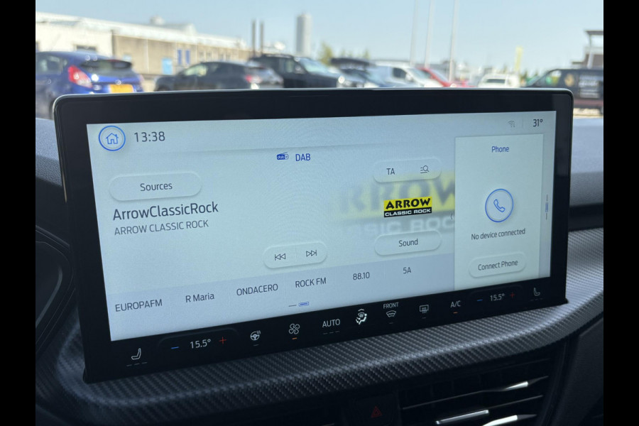 Ford Kuga 2.5 PHEV ST-Line X | Bellen voor bezichtiging | Wegklapbare trekhaak | Panoramadak | Winter Pack | Head up Display | All season banden