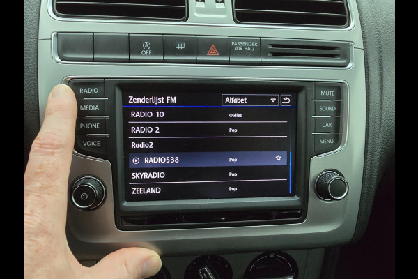 Volkswagen Polo Occasion 1.0 BlueMotion Edition dus extra zuinig! | Tweedehands Volkswagen Polo wit | Cruise en carplay radio |