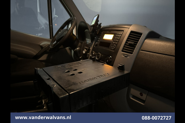 Mercedes-Benz Sprinter 316 CDI 164pk L2H2 Euro6 Airco | 2800kg Trekhaak | Cruisecontrol, Parkeersensoren, Chauffeursstoel