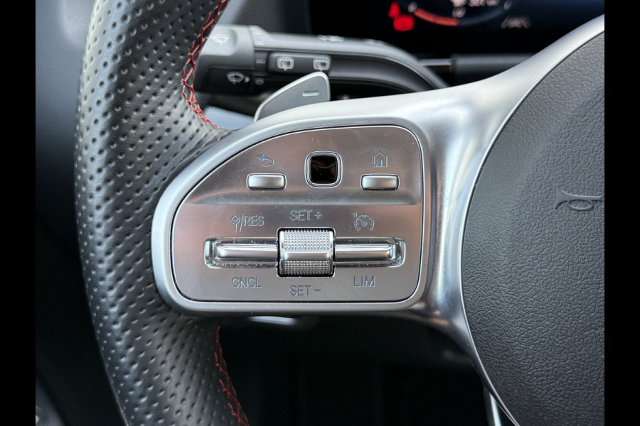 Mercedes-Benz B-Klasse 250 e Business Solution AMG | Trekhaak | Camera | MBUX | DAB+ | LED | 19 inch