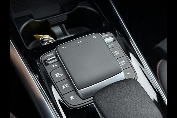 Mercedes-Benz B-Klasse 250 e Business Solution AMG | Trekhaak | Camera | MBUX | DAB+ | LED | 19 inch