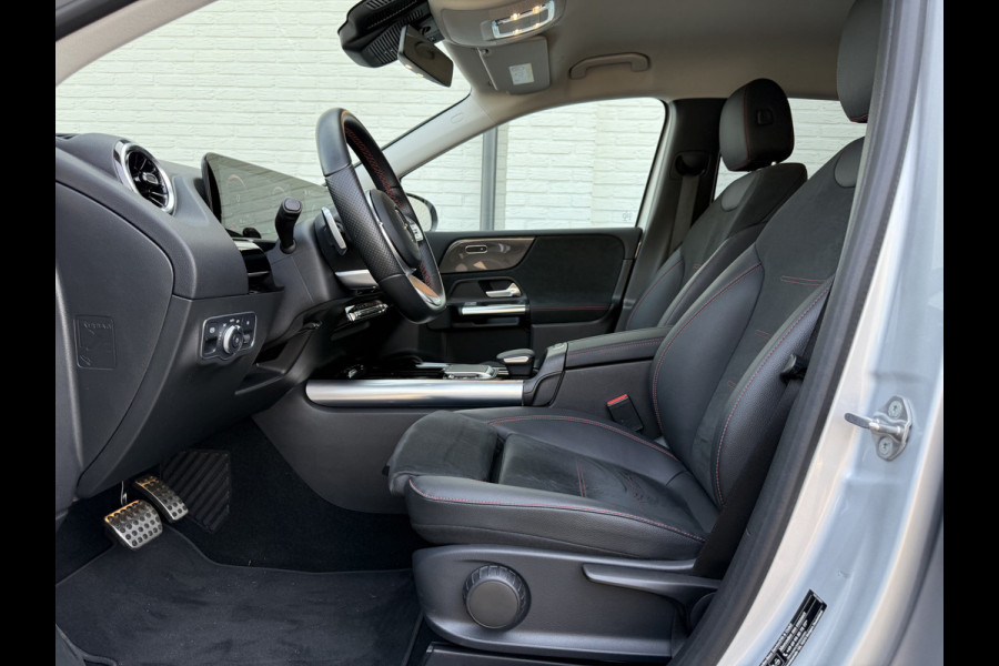 Mercedes-Benz B-Klasse 250 e Business Solution AMG | Trekhaak | Camera | MBUX | DAB+ | LED | 19 inch