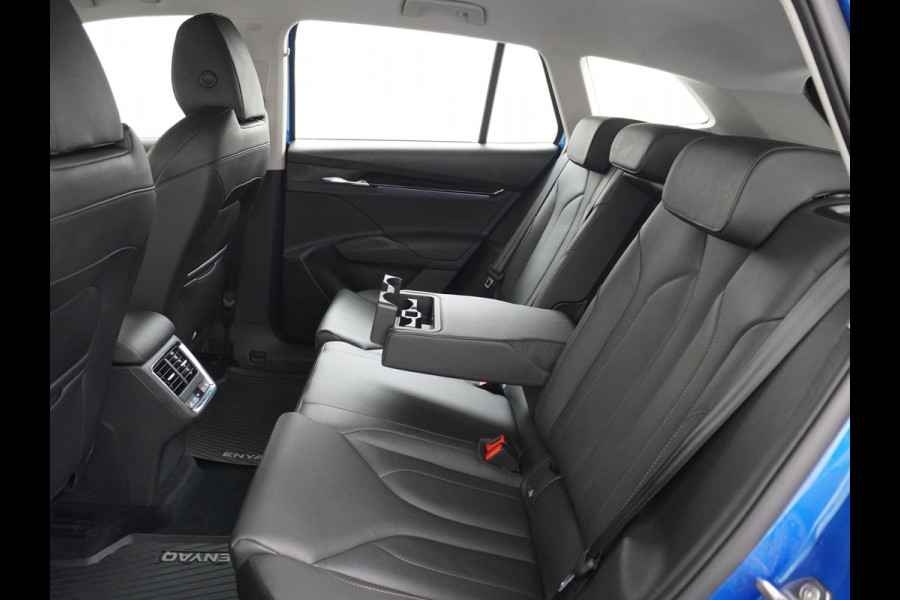 Škoda ENYAQ iV 80 204pk AUT. LEER Camera Adaptive-cruise+Stop/Go Head-Up Display Trekhaak Apple Carplay Android Auto Smartlink Adap.Cruise 21"  Spoorwisselassistent Verkeersborddetectie Sproeiers verwarmd Stoelen v/a verwarmd Grote Accu! Trekhaaksyst elektrisch Wegklapbaar. 1.000KG Trekgewicht! Zeer Compleet €56.000,- nieuw Grootste Actieradius/accu pakket.