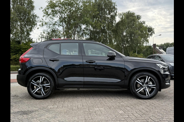 Volvo XC40 1.5 T4 Recharge R-Design 210pk | Parking pack| Draadloos opladen | PHEV | 1.800kg Trekgewicht