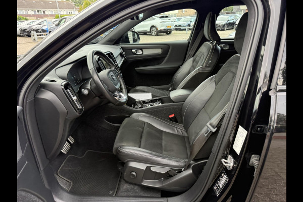 Volvo XC40 1.5 T4 Recharge R-Design 210pk | Parking pack| Draadloos opladen | PHEV | 1.800kg Trekgewicht