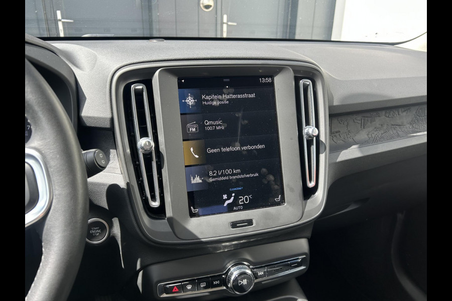 Volvo XC40 1.5 T2 Momentum | Trekhaak | El.achterklep | Stoelverwarming | Apple Carplay | Prijs is rijklaar