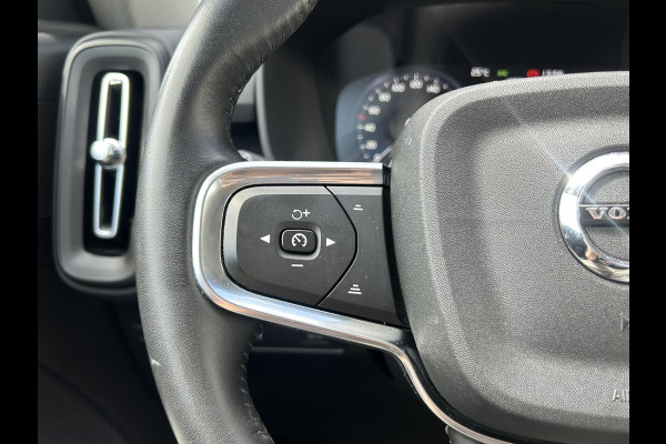 Volvo XC40 1.5 T2 Momentum | Trekhaak | El.achterklep | Stoelverwarming | Apple Carplay | Prijs is rijklaar