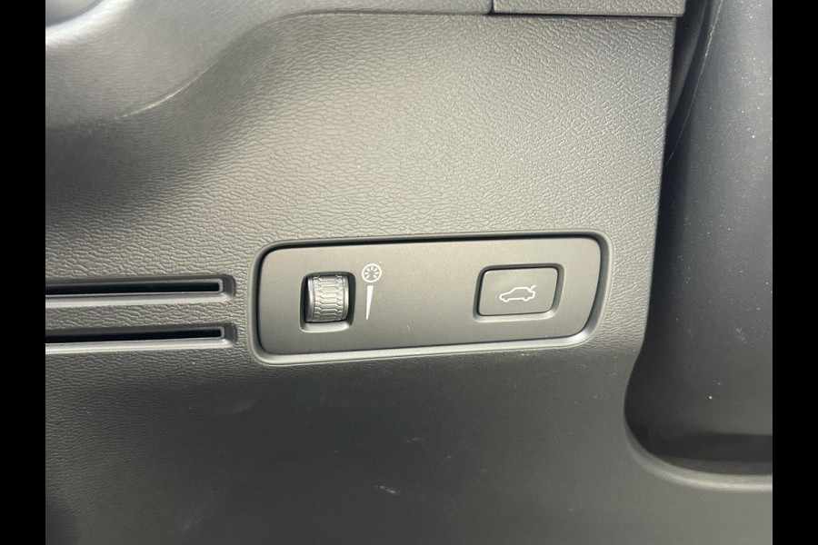 Volvo XC40 1.5 T2 Momentum | Trekhaak | El.achterklep | Stoelverwarming | Apple Carplay | Prijs is rijklaar
