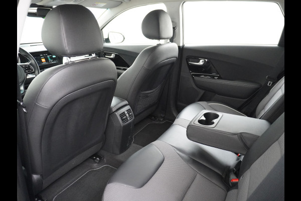 Kia e-Niro DynamicLine 64kWh 204pk Automaat Navi Auto-Pilot Adaptive-Cruise+stop&go Warmtepomp Apple Carplay Android Auto Pdc Led Ecc Keyle Lmv 17" Lane Assist Keyless-go Dwarsverkeerwaarsching Rijstrooksensor met correctie Origin.NLse auto € 44.000 nieuw