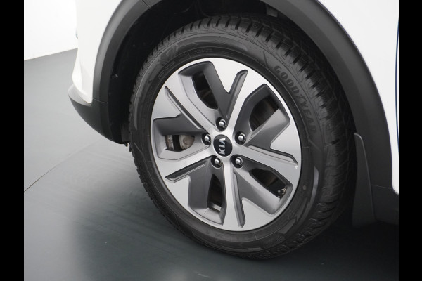 Kia e-Niro DynamicLine 64kWh 204pk Automaat Navi Auto-Pilot Adaptive-Cruise+stop&go Warmtepomp Apple Carplay Android Auto Pdc Led Ecc Keyle Lmv 17" Lane Assist Keyless-go Dwarsverkeerwaarsching Rijstrooksensor met correctie Origin.NLse auto € 44.000 nieuw