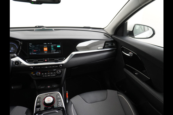 Kia e-Niro DynamicLine 64kWh 204pk Automaat Navi Auto-Pilot Adaptive-Cruise+stop&go Warmtepomp Apple Carplay Android Auto Pdc Led Ecc Keyle Lmv 17" Lane Assist Keyless-go Dwarsverkeerwaarsching Rijstrooksensor met correctie Origin.NLse auto € 44.000 nieuw