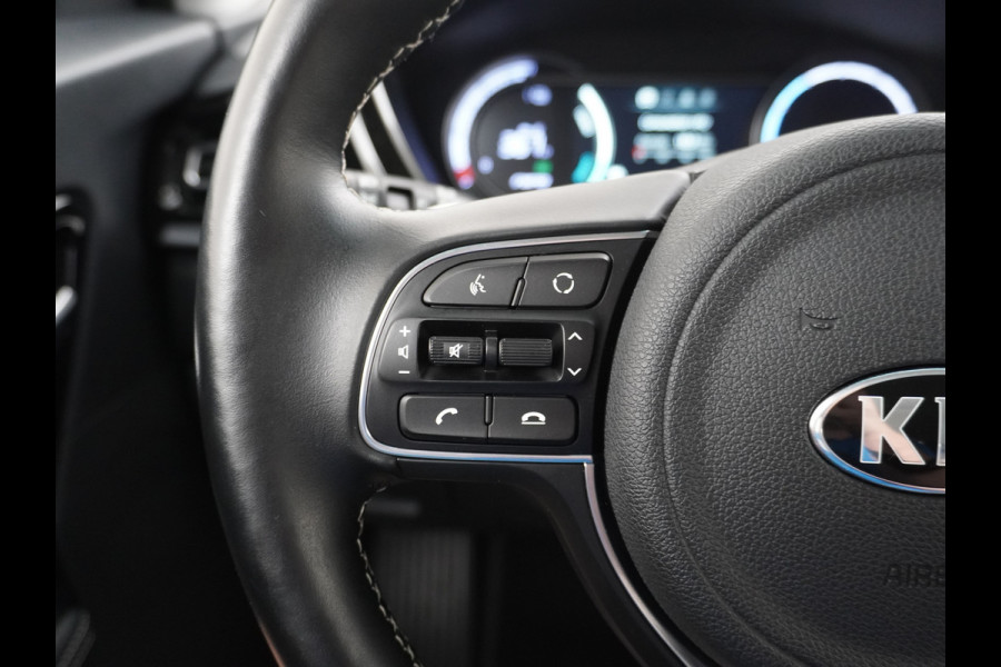 Kia e-Niro DynamicLine 64kWh 204pk Automaat Navi Auto-Pilot Adaptive-Cruise+stop&go Warmtepomp Apple Carplay Android Auto Pdc Led Ecc Keyle Lmv 17" Lane Assist Keyless-go Dwarsverkeerwaarsching Rijstrooksensor met correctie Origin.NLse auto € 44.000 nieuw