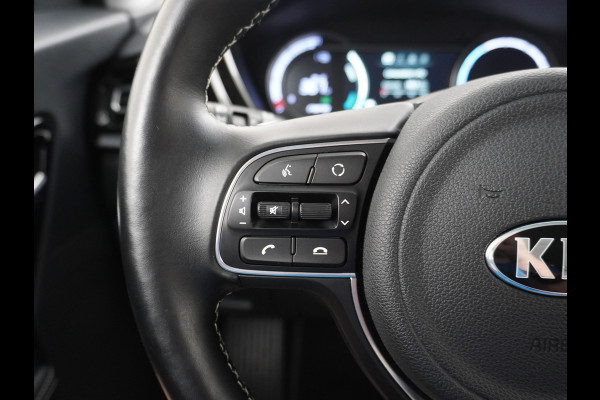 Kia e-Niro DynamicLine 64kWh 204pk Automaat Navi Auto-Pilot Adaptive-Cruise+stop&go Warmtepomp Apple Carplay Android Auto Pdc Led Ecc Keyle Lmv 17" Lane Assist Keyless-go Dwarsverkeerwaarsching Rijstrooksensor met correctie Origin.NLse auto € 44.000 nieuw