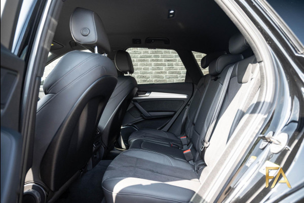 Audi Q5 50 TFSI e S edition 20Inch|LED|Trekhaak|Alcantara