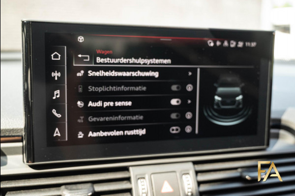 Audi Q5 50 TFSI e S edition 20Inch|LED|Trekhaak|Alcantara