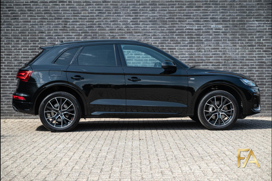 Audi Q5 50 TFSI e S edition 20Inch|LED|Trekhaak|Alcantara