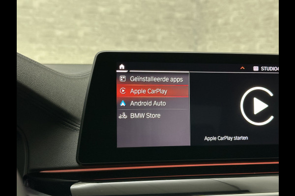 BMW 5 Serie 540i M-Sport | Schuifdak | Individual Leder | Harman-Kardon | Comfortstoelen | Head-Up | Memory | Full-LED | Stuurverwarming | 20'' | Origineel NL | Camera | Sfeerverlichting | Stoelverwarming | Carplay | Draadloos Laden |