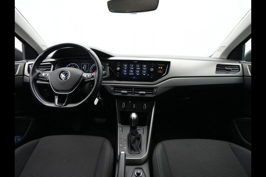 Volkswagen Polo 1.0 TSI 95 pk DSG R-Line Edition 203