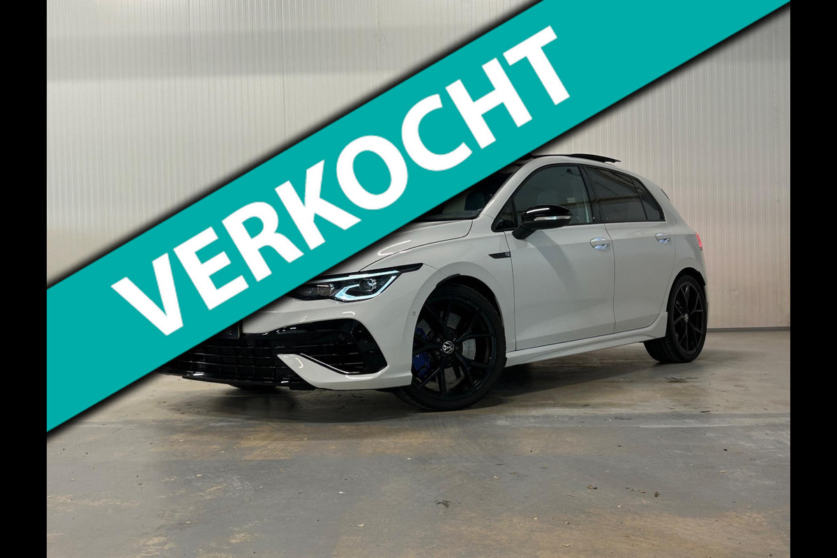 Volkswagen Golf 2.0 TSI R 4Motion | AKRAPOVIC | IQ LIGHTS | HARMAN KARDON | PANO