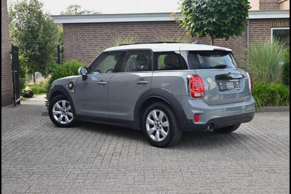 MINI Countryman 2.0 Cooper S E ALL4 Chili 225 PK Dealer o.h Pano Camera LED PDC 17''