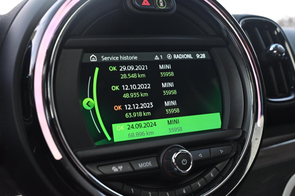 MINI Countryman 2.0 Cooper S E ALL4 Chili 225 PK Dealer o.h Pano Camera LED PDC 17''