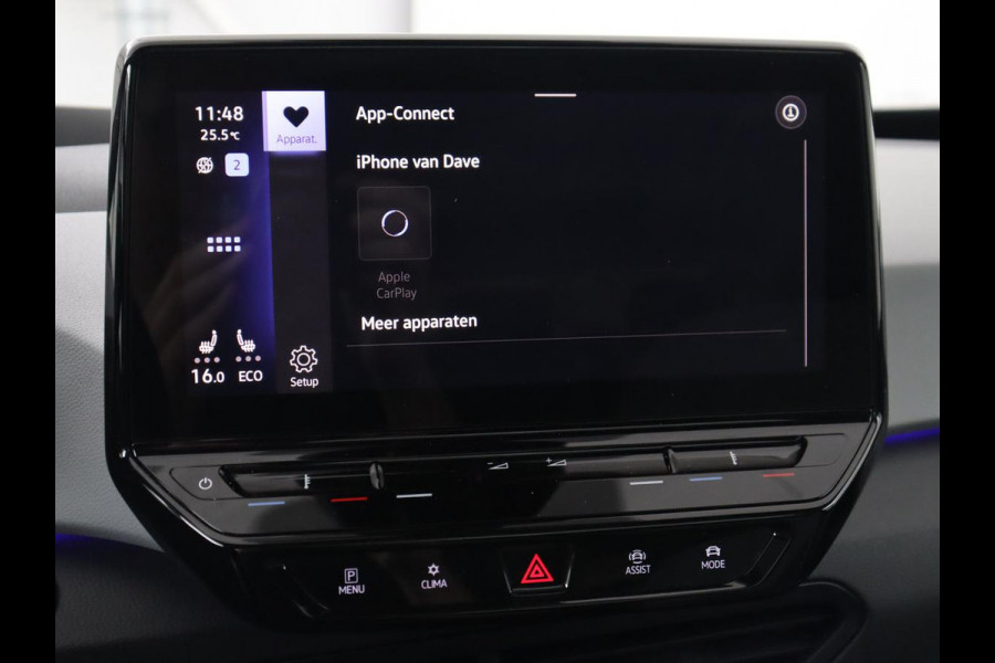 Volkswagen ID.3 First Max 58 kWh | Panoramadak | Head-Up | Stoel & stuurverwarming | Adaptive cruise | Camera | Massage | Elektrische stoelen | Trekhaak | Sfeerverlichting | Carplay | Matrix LED
