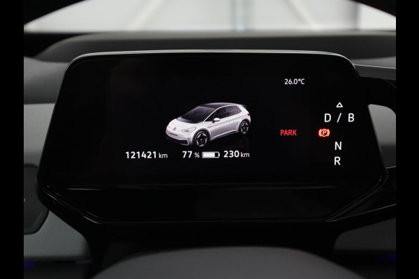 Volkswagen ID.3 First Max 58 kWh | Panoramadak | Head-Up | Stoel & stuurverwarming | Adaptive cruise | Camera | Massage | Elektrische stoelen | Trekhaak | Sfeerverlichting | Carplay | Matrix LED