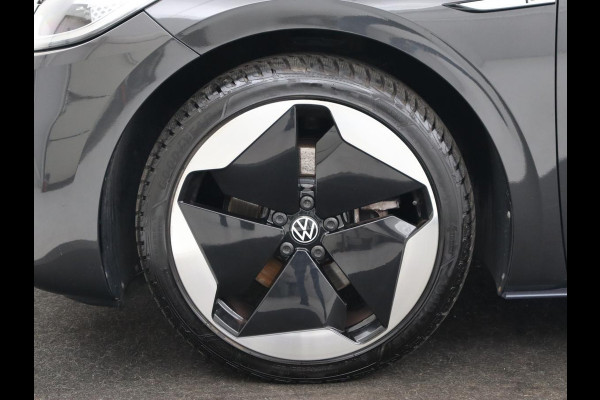 Volkswagen ID.3 First Max 58 kWh | Panoramadak | Head-Up | Stoel & stuurverwarming | Adaptive cruise | Camera | Massage | Elektrische stoelen | Trekhaak | Sfeerverlichting | Carplay | Matrix LED