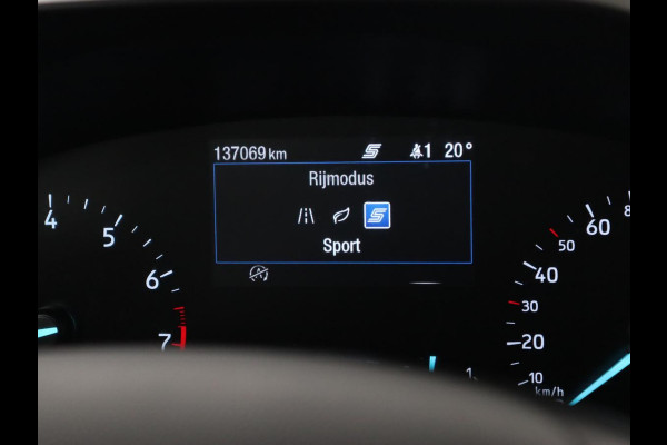 Ford Focus 1.0 EcoBoost Hybrid Trend Edition | Camera | Carplay | Full LED | Navigatie | Airco | Cruise control | Parkeerhulp