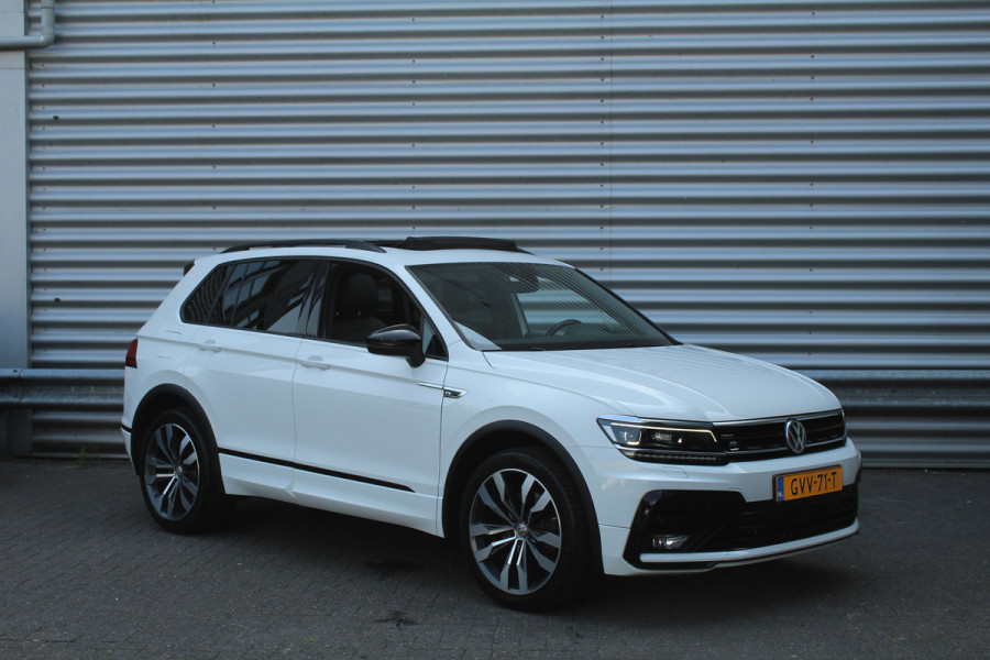 Volkswagen Tiguan 2.0 TSI 230pk 4Motion Highline Business R-Line DSG7 Panoramadak Clima Cruise Navi PDC  Dig. Cockpit HUD El. Klep 20"LMV