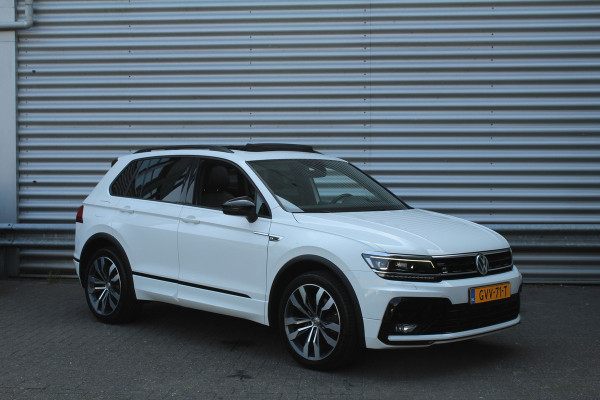 Volkswagen Tiguan 2.0 TSI 230pk 4Motion Highline Business R-Line DSG7 Panoramadak Clima Cruise Navi PDC  Dig. Cockpit HUD El. Klep 20"LMV