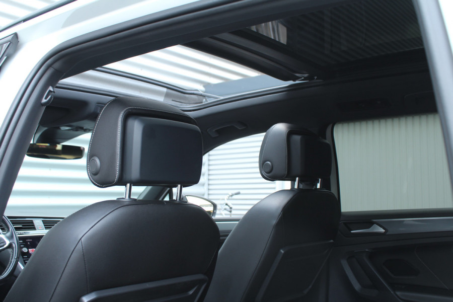 Volkswagen Tiguan 2.0 TSI 230pk 4Motion Highline Business R-Line DSG7 Panoramadak Clima Cruise Navi PDC  Dig. Cockpit HUD El. Klep 20"LMV