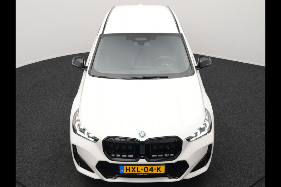 BMW X1 xDrive30e M-sport Plug in Hybrid 327pk PHEV | Adaptive Cruise | Head-up Display | 360 Camera | Carplay | Stoelen Verwarmd | Sfeerverlichting |