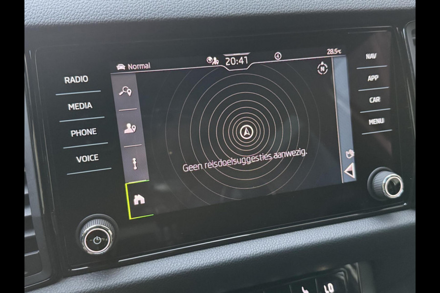 Škoda Kodiaq 1.5 TSI Sportline Automaat | Trekhaak uitklapbaar | Navigatiesysteem | Stoelverwarming | Stuurverwarming | Getint glas | Cruise