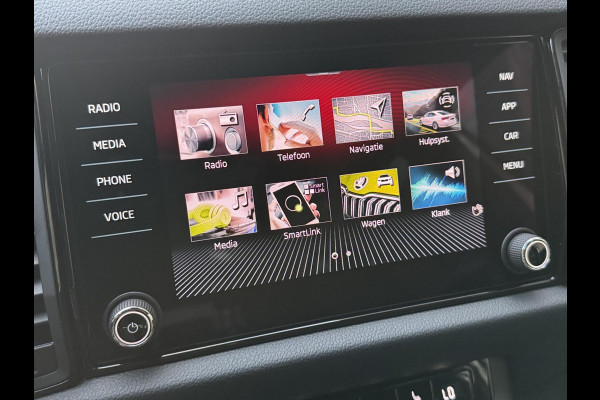 Škoda Kodiaq 1.5 TSI Sportline Automaat | Trekhaak uitklapbaar | Navigatiesysteem | Stoelverwarming | Stuurverwarming | Getint glas | Cruise