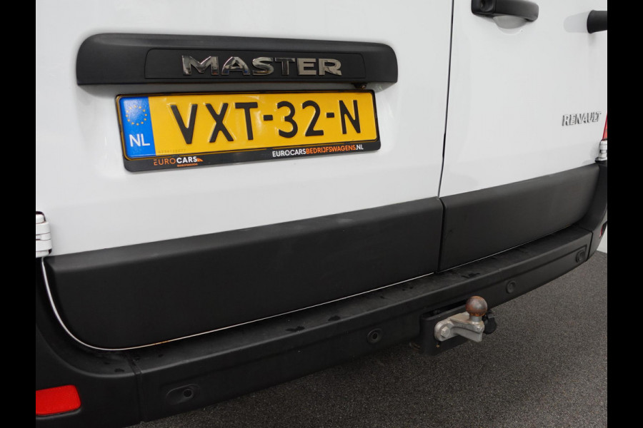 Renault Master T35 2.3 dCi 180PK L2H2 Energy Airco Cruise Control Camera Navi PDC V+A Trekhaak 270° Deuren