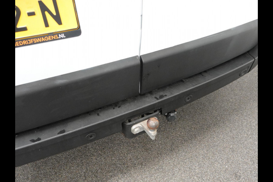 Renault Master T35 2.3 dCi 180PK L2H2 Energy Airco Cruise Control Camera Navi PDC V+A Trekhaak 270° Deuren