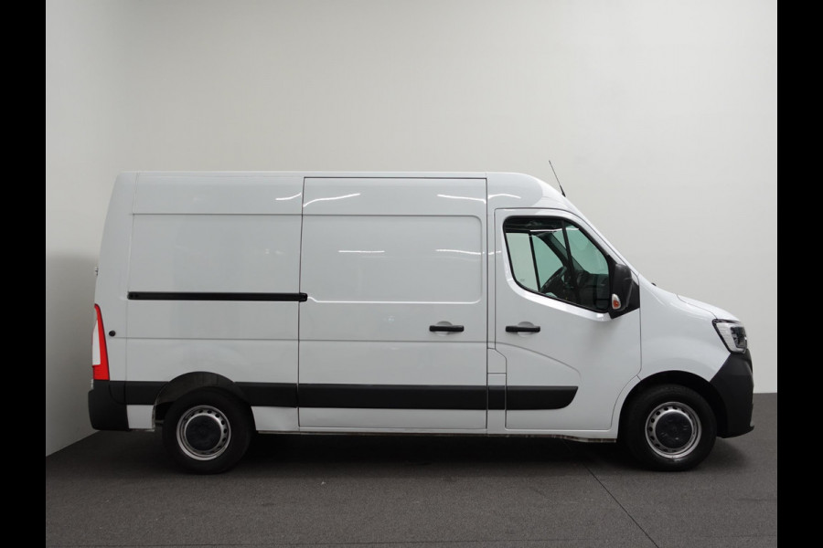Renault Master T35 2.3 dCi 180PK L2H2 Energy Airco Cruise Control Camera Navi PDC V+A Trekhaak 270° Deuren
