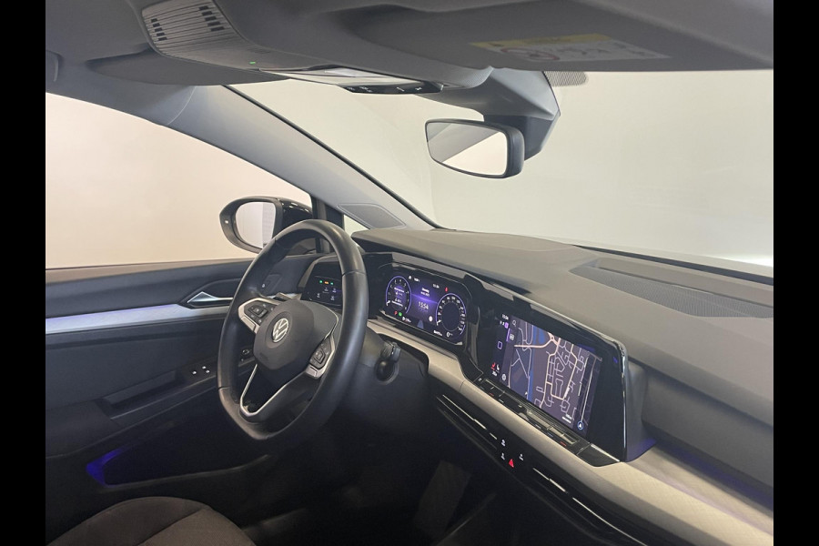Volkswagen GOLF Variant 1.0 eTSI 110pk DSG Life Automaat | Navigatie | Climate Control | Parkeer sensoren | Cruise control adaptive | Stoelverwarming | Led #