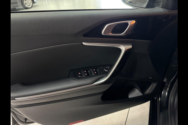 Kia Ceed 1.5 T-GDi DynamicPlusLine Garantie StuurVW StoelVW Camera Carplay Lane ACC Clima Navi DAB Led Rijklaar