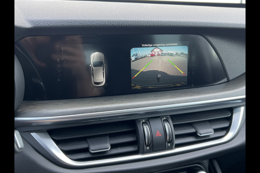 Alfa Romeo Stelvio 2.0 T AWD Special Edition | Trekhaak | Leder | Camera | Memory