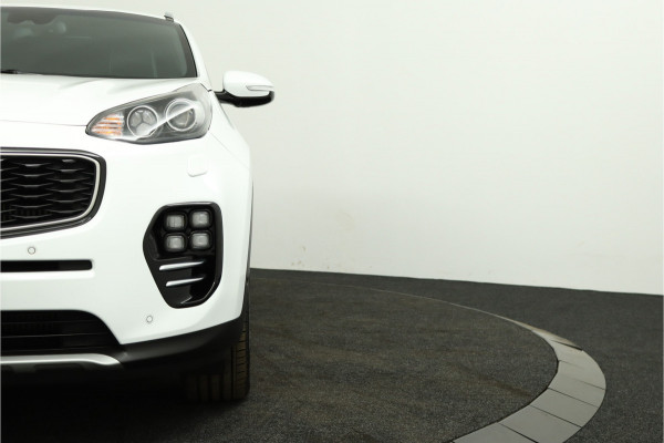 Kia Sportage 1.6 T-GDI 4WD GT-Line PlusLine Airco -  Cruise Control - Climate Control - Dodehoek Detectie - Lederen Bekleding - Navigatie - Stoel/Stuur Verwarming - 12 Maanden BOVAG Garantie
