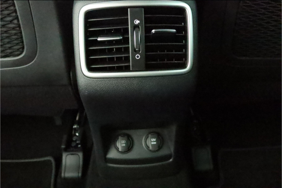 Kia Sportage 1.6 T-GDI 4WD GT-Line PlusLine Airco -  Cruise Control - Climate Control - Dodehoek Detectie - Lederen Bekleding - Navigatie - Stoel/Stuur Verwarming - 12 Maanden BOVAG Garantie