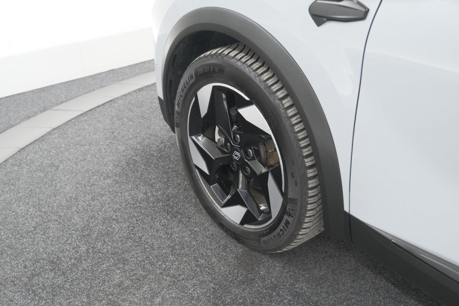 Renault Captur TCe 90 Techno | Nieuw Model | Camera | Harman Kardon | Apple Carplay | Parkeersensoren | 18 Inch Lichtmetalen Velgen