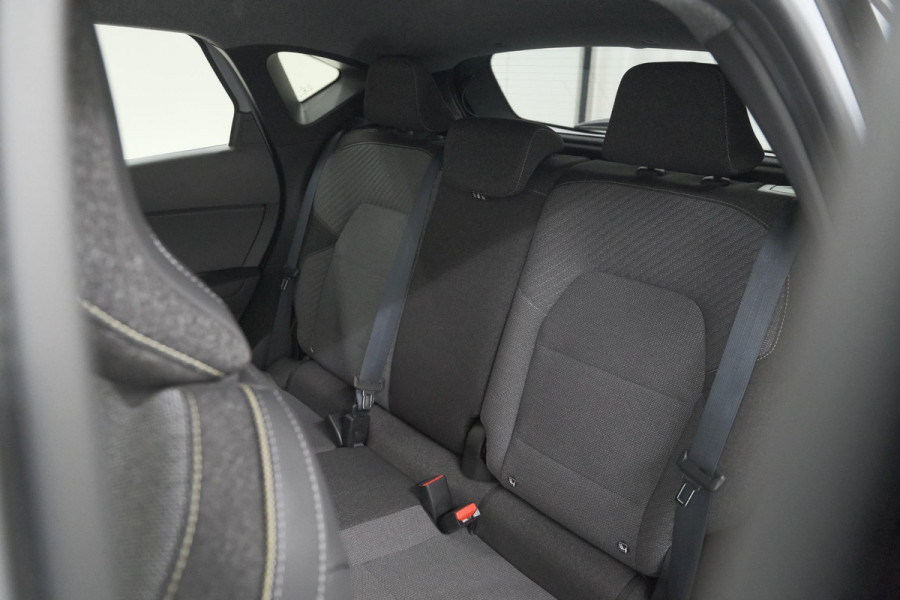 Renault Captur TCe 90 Techno | Nieuw Model | Camera | Harman Kardon | Apple Carplay | Parkeersensoren | 18 Inch Lichtmetalen Velgen