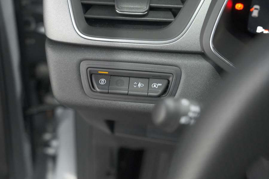 Renault Captur TCe 90 Techno | Nieuw Model | Camera | Harman Kardon | Apple Carplay | Parkeersensoren | 18 Inch Lichtmetalen Velgen