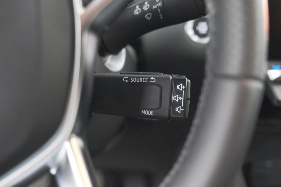 Renault Captur TCe 90 Techno | Nieuw Model | Camera | Harman Kardon | Apple Carplay | Parkeersensoren | 18 Inch Lichtmetalen Velgen